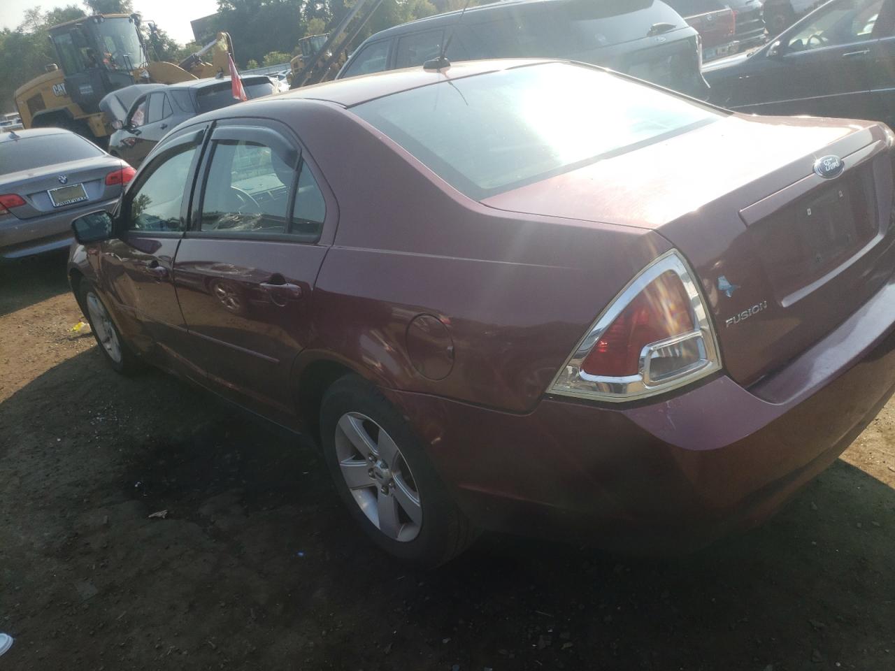 2007 Ford Fusion - Image 2