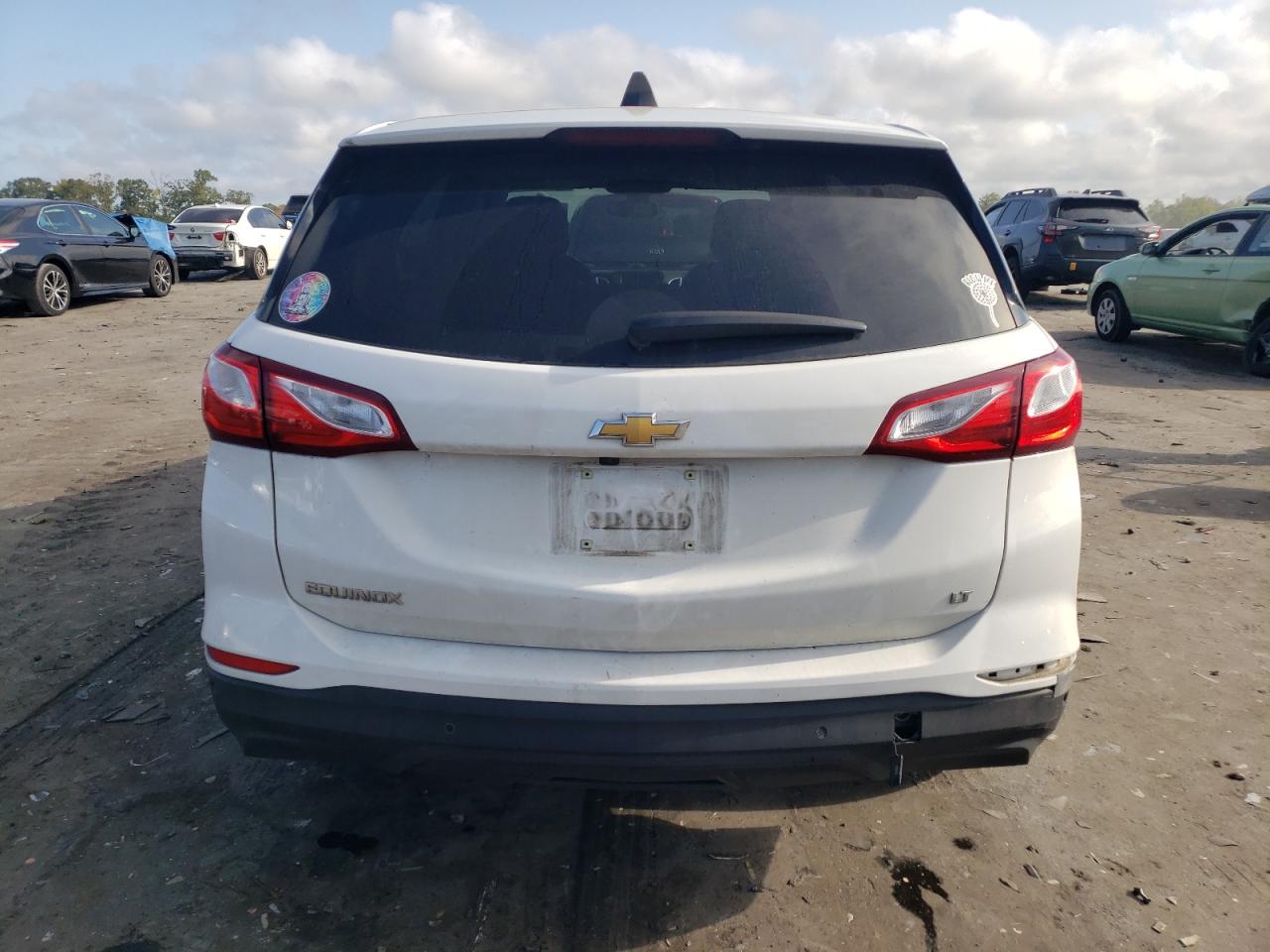 3GNAXJEV7KS620552 2019 Chevrolet Equinox Lt