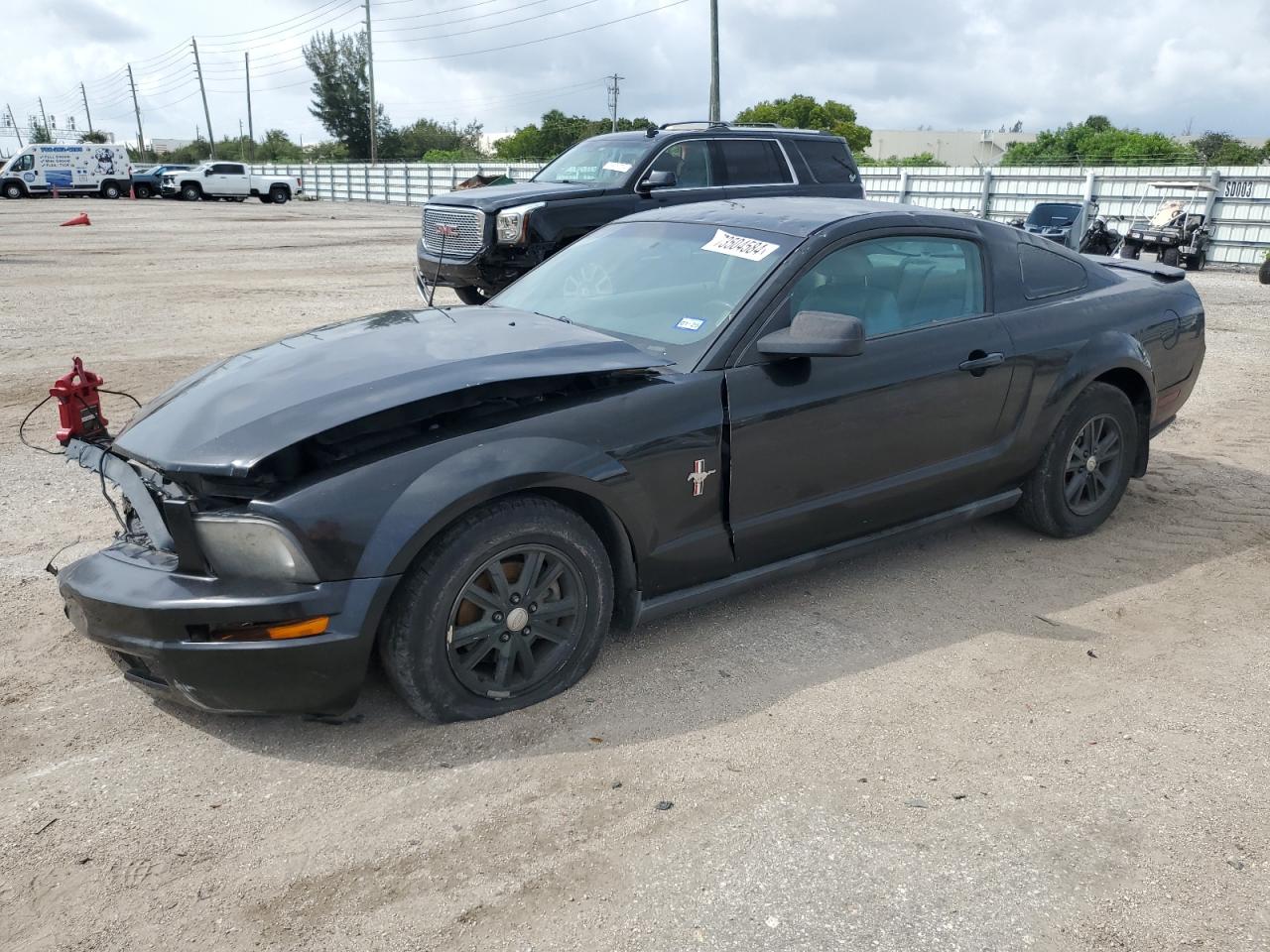 2007 Ford Mustang - Image 1