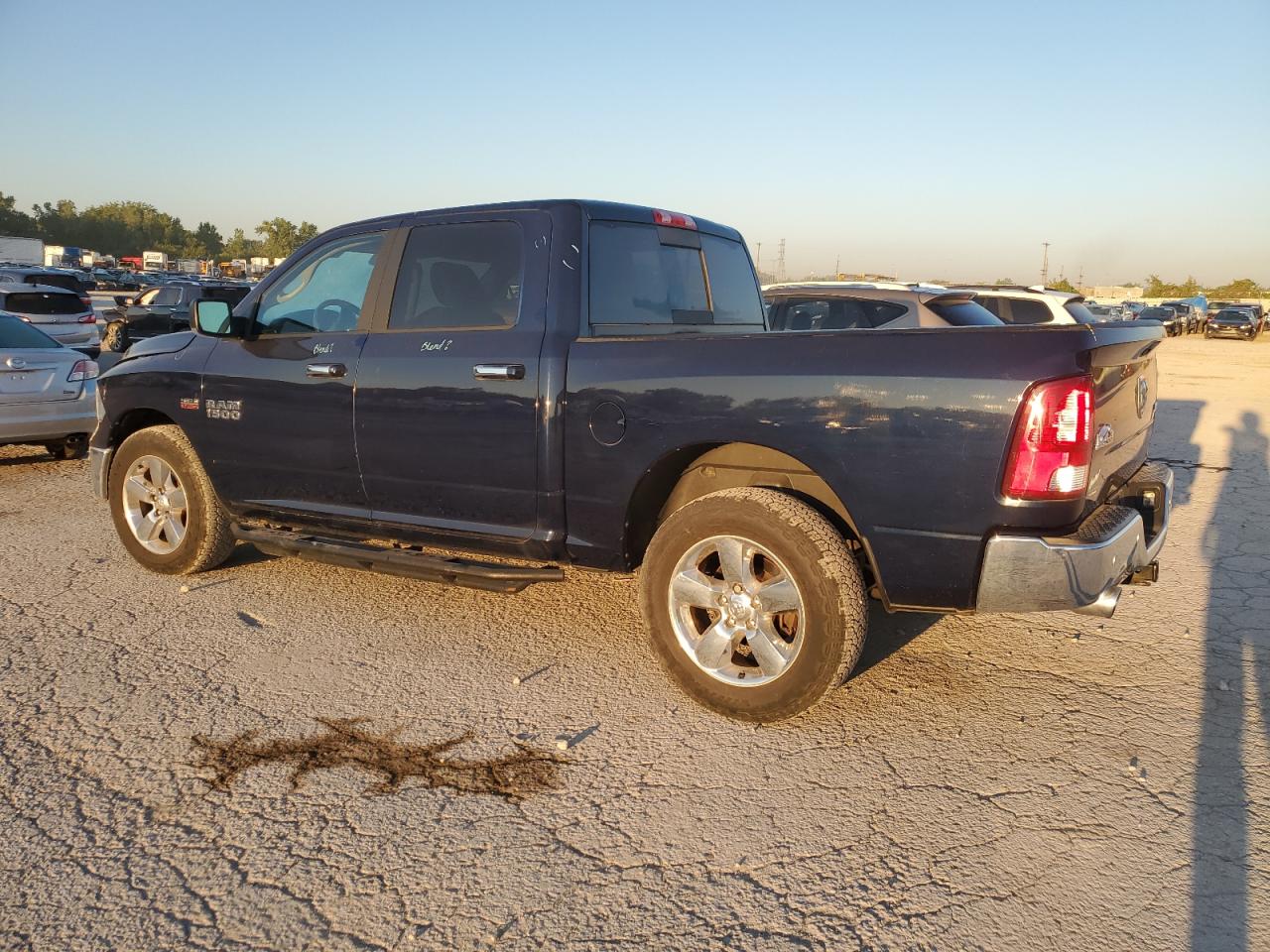 2017 Ram 1500 Slt VIN: 3C6RR7LT0HG784545 Lot: 69946424