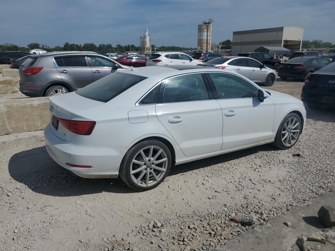 2015 Audi A3 Premium Plus VIN: WAUCJGFF1F1055989 Lot: 72063564