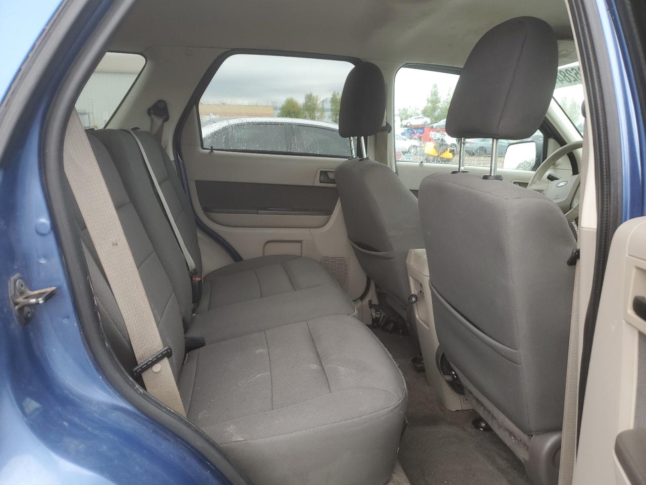 2009 Ford Escape - Image 11