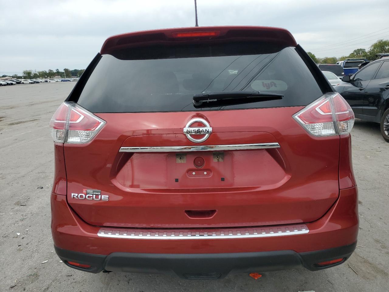 2016 Nissan Rogue S VIN: KNMAT2MT0GP604581 Lot: 70256254