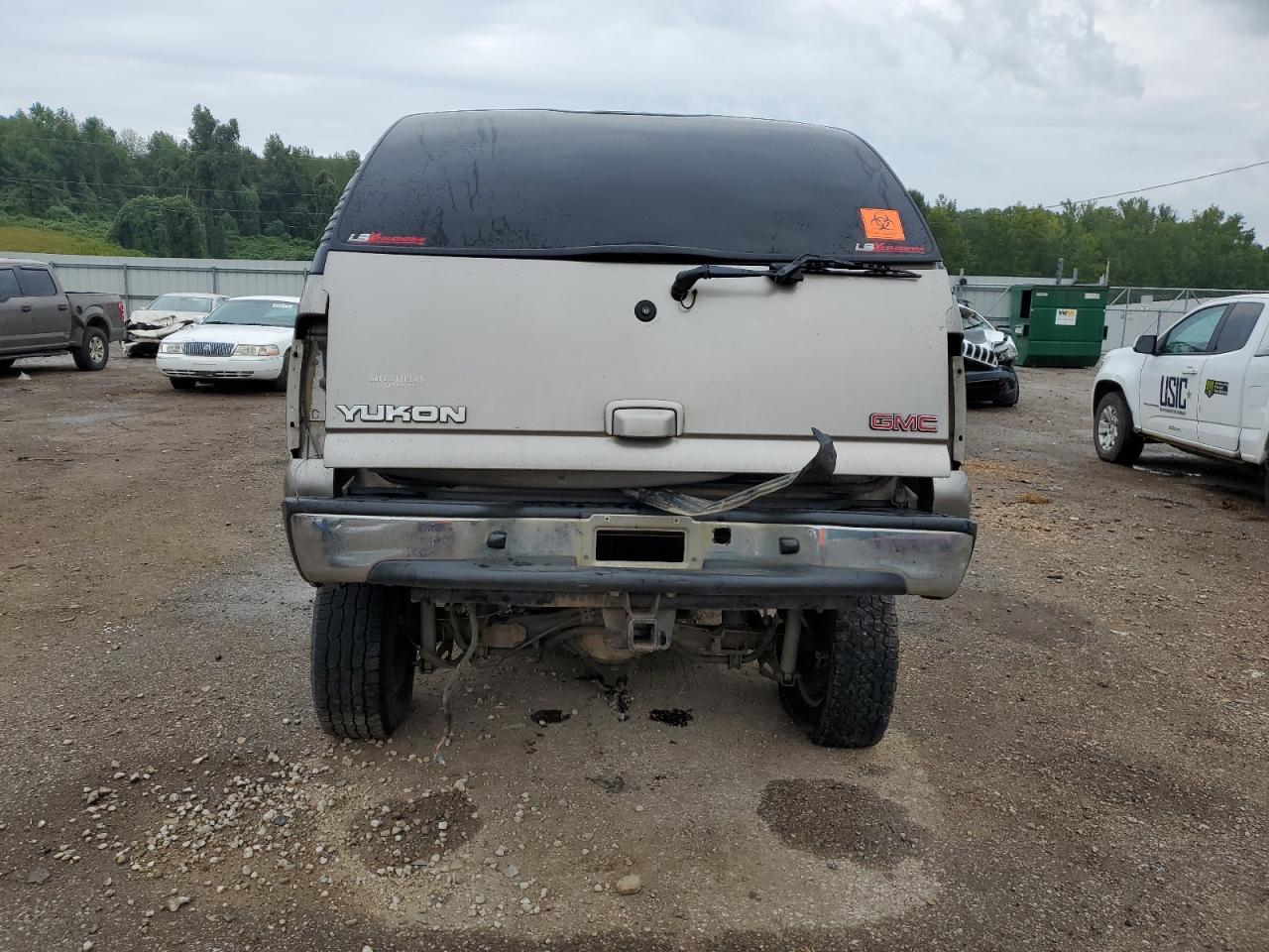 1GKEK13V02J208958 2002 GMC Yukon