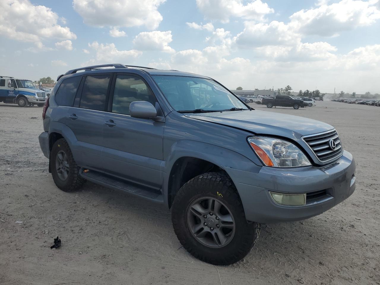 2003 Lexus GX - Image 4