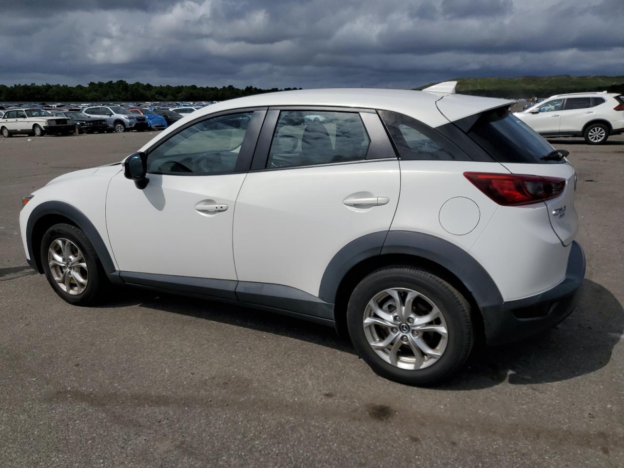 JM1DKBC71G0124093 2016 MAZDA CX-3 - Image 2