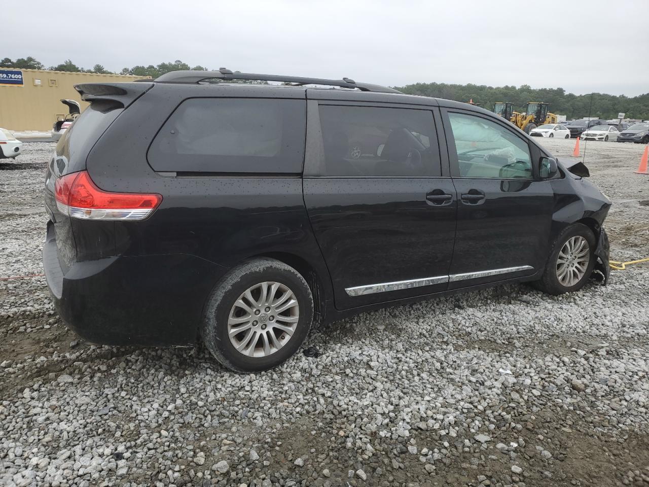 2012 Toyota Sienna Xle VIN: 5TDYK3DC6CS214611 Lot: 70907364