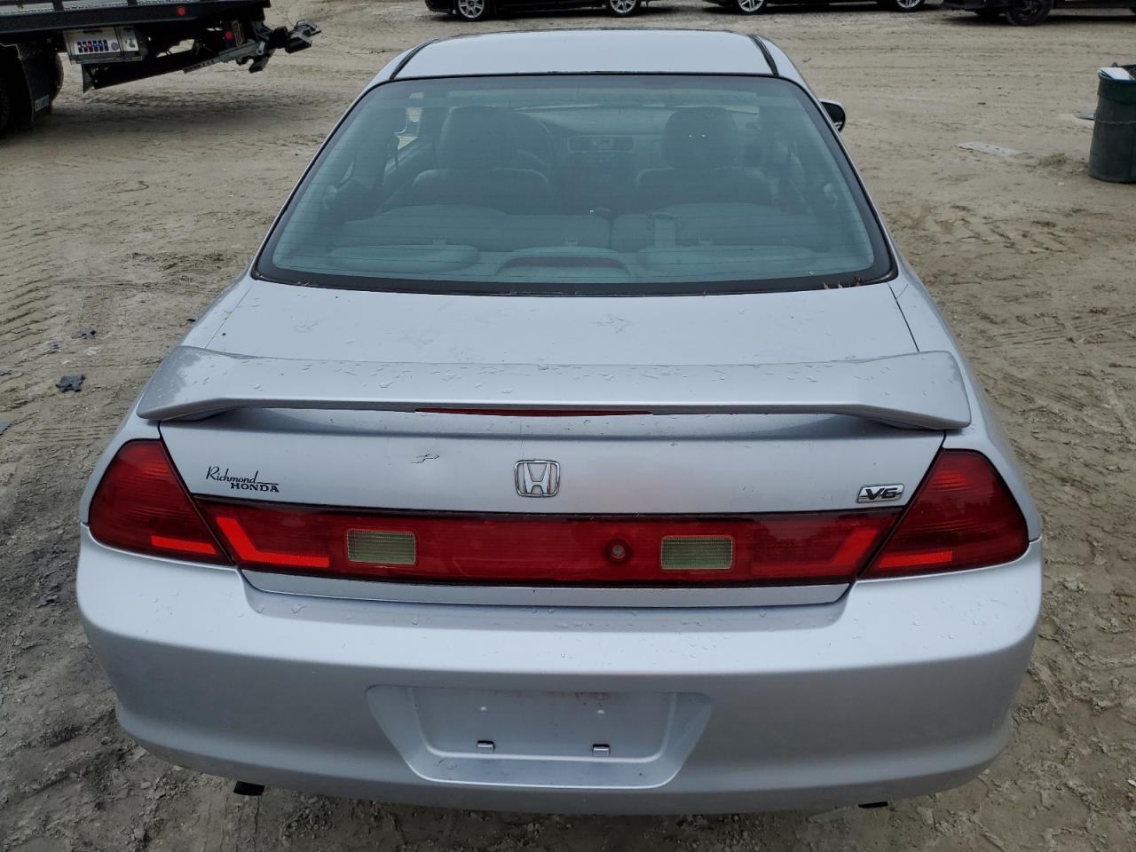 2000 Honda Accord Ex VIN: 1HGCG2256YA025442 Lot: 72408184