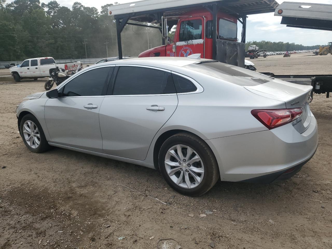 1G1ZD5ST9LF032844 2020 CHEVROLET MALIBU - Image 2