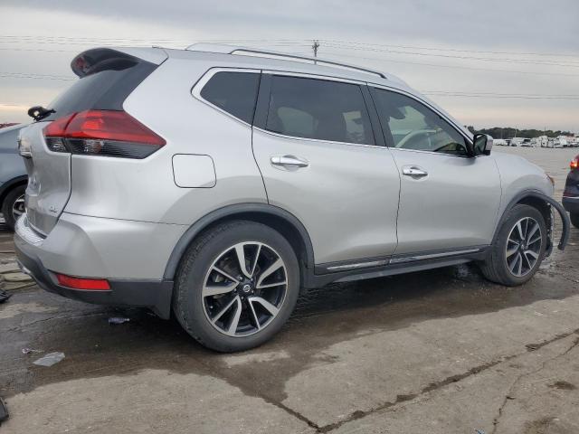  NISSAN ROGUE 2018 Сріблястий