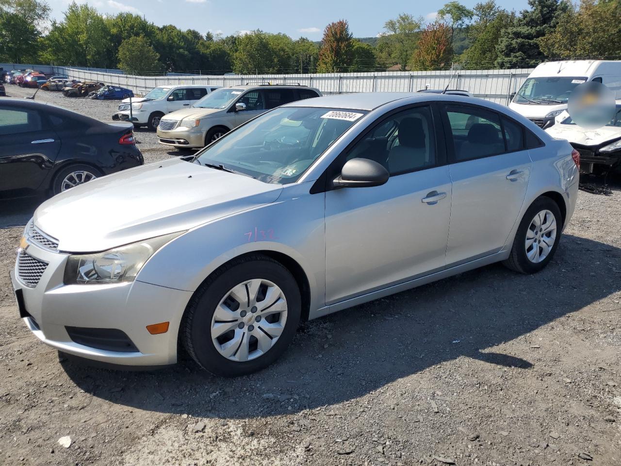 2013 Chevrolet Cruze Ls VIN: 1G1PA5SG9D7103233 Lot: 70860684