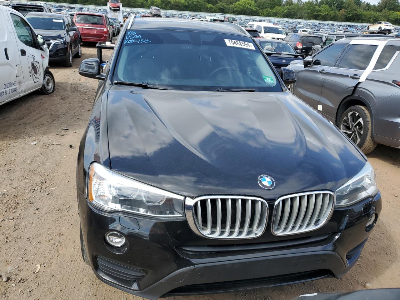 VIN 5UXWX7C5XH0S19046 2017 BMW X3 no.5