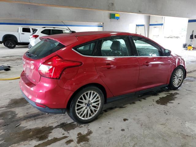 Hatchbacks FORD FOCUS 2012 Burgundy