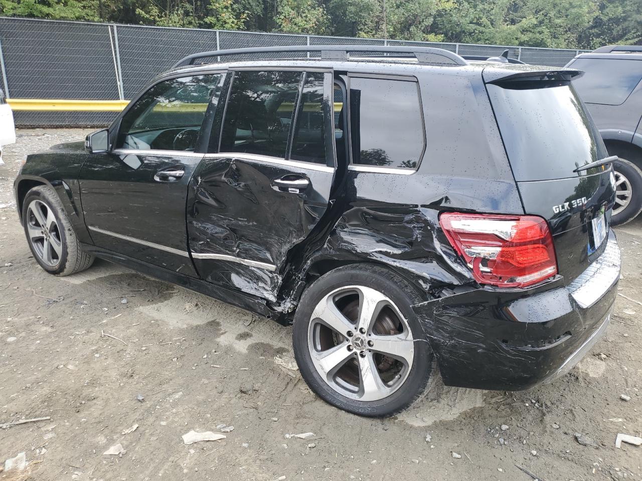 VIN WDCGG8JB4DF999972 2013 MERCEDES-BENZ GLK-CLASS no.2