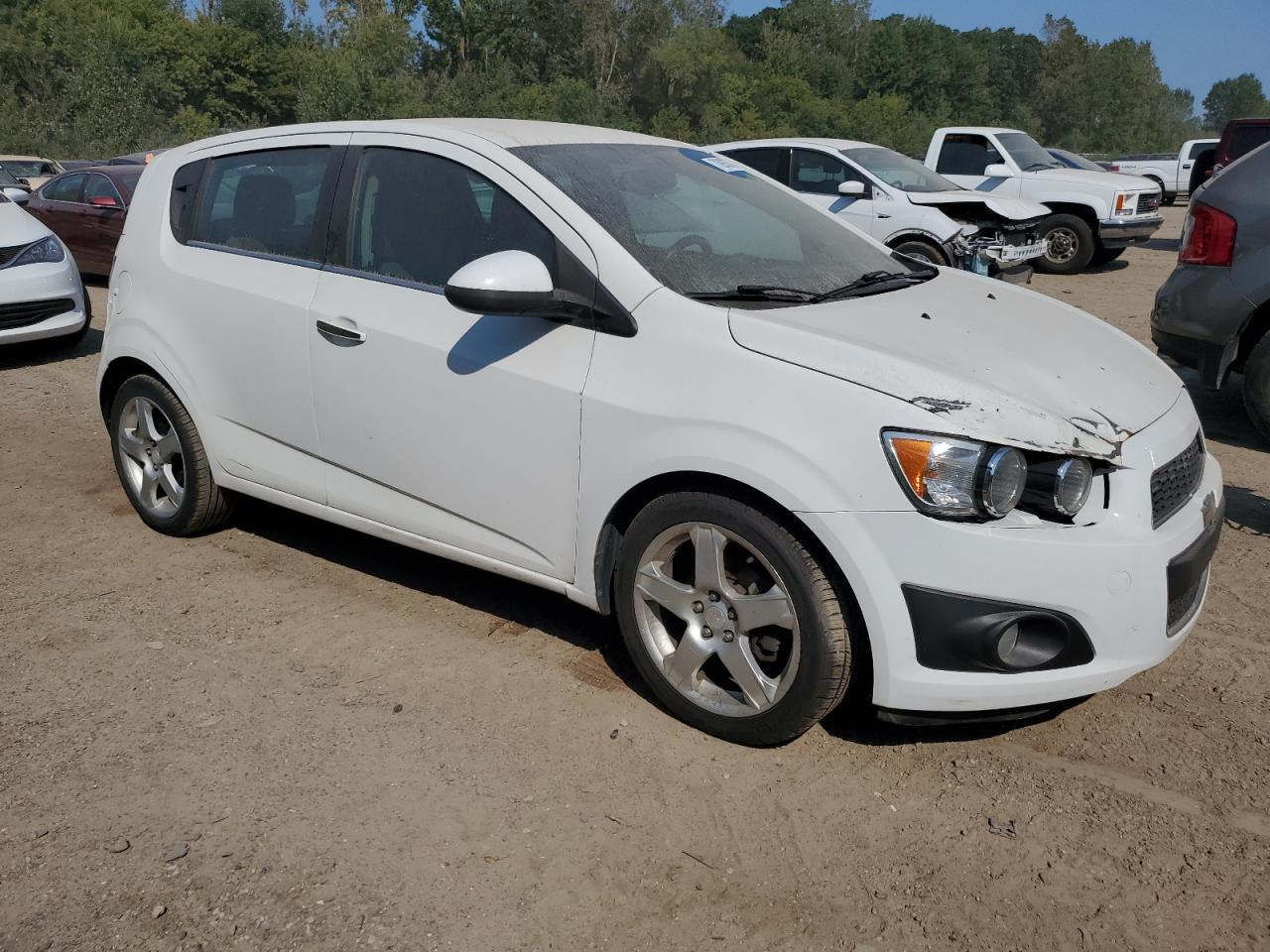 2015 Chevrolet Sonic - Image 4