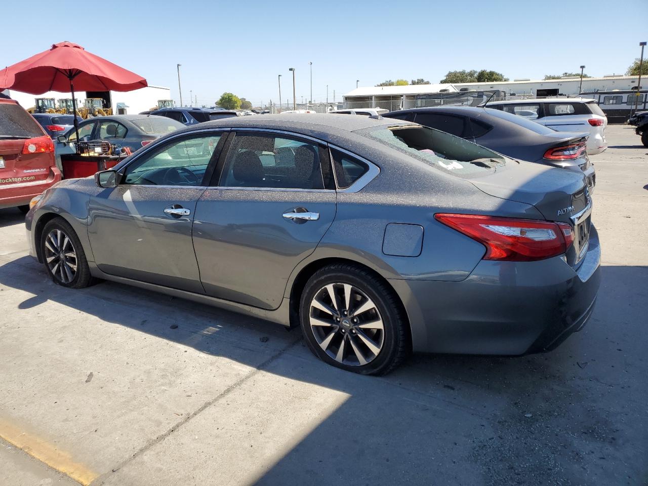 1N4AL3AP2HC181711 2017 NISSAN ALTIMA - Image 2