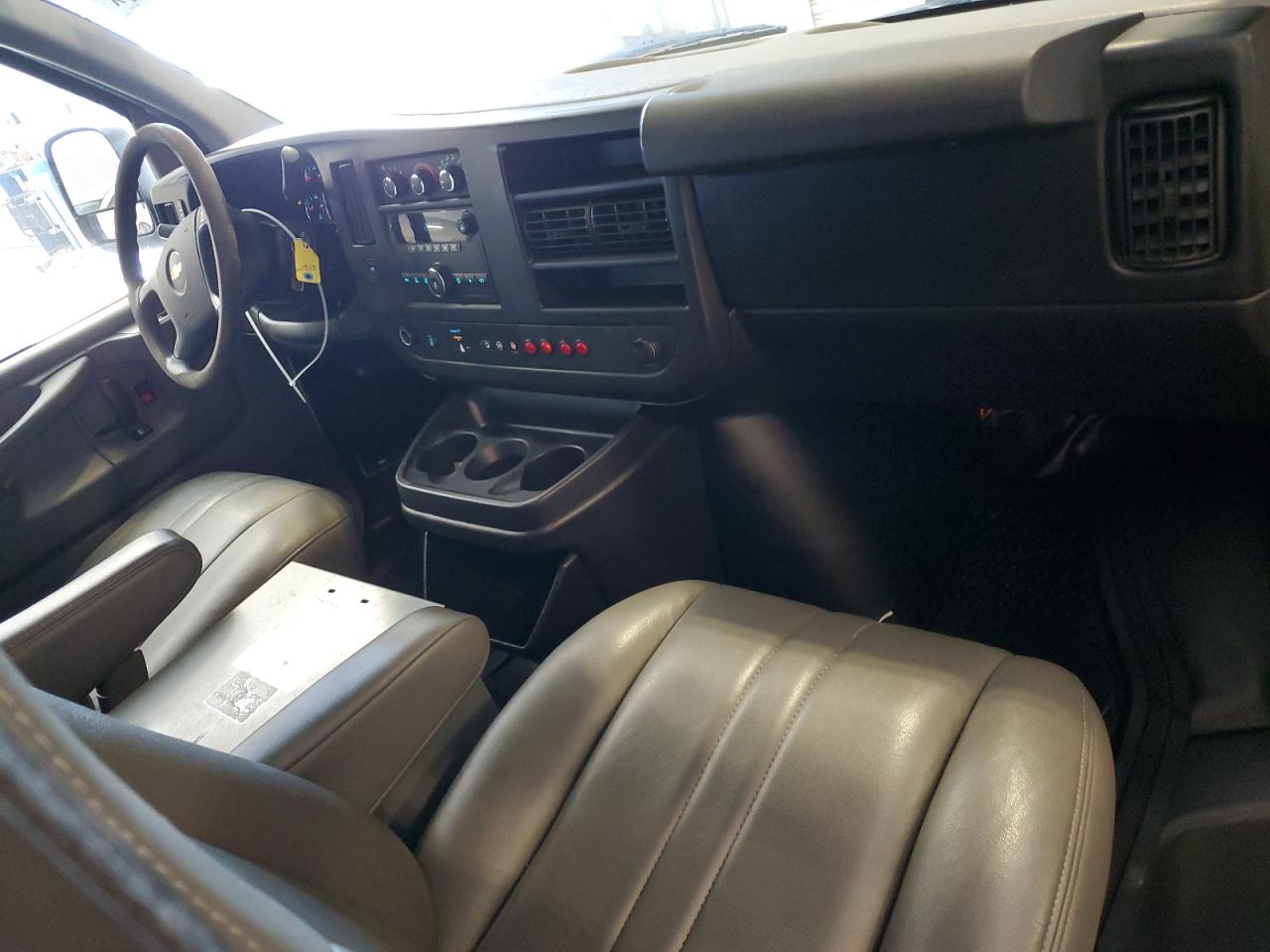 2014 Chevrolet Express G2500 VIN: 1GCWGFCB6E1132722 Lot: 70194694