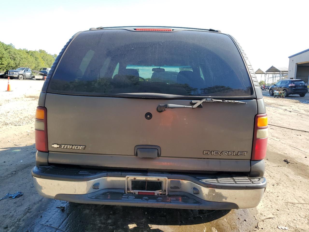 1GNEC13V92J250657 2002 Chevrolet Tahoe C1500