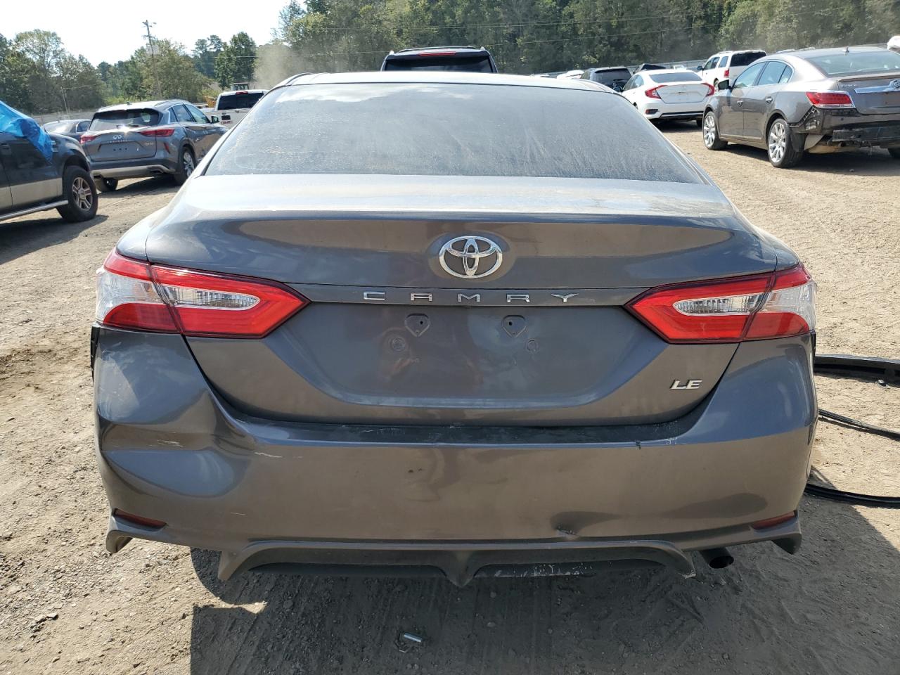 4T1B11HK9JU089560 2018 Toyota Camry L