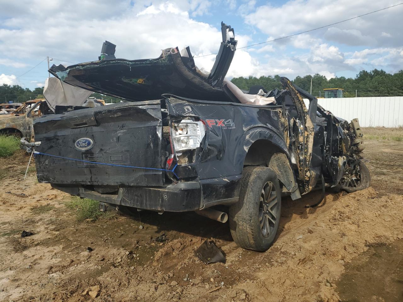 2022 Ford F-150 - Image 3