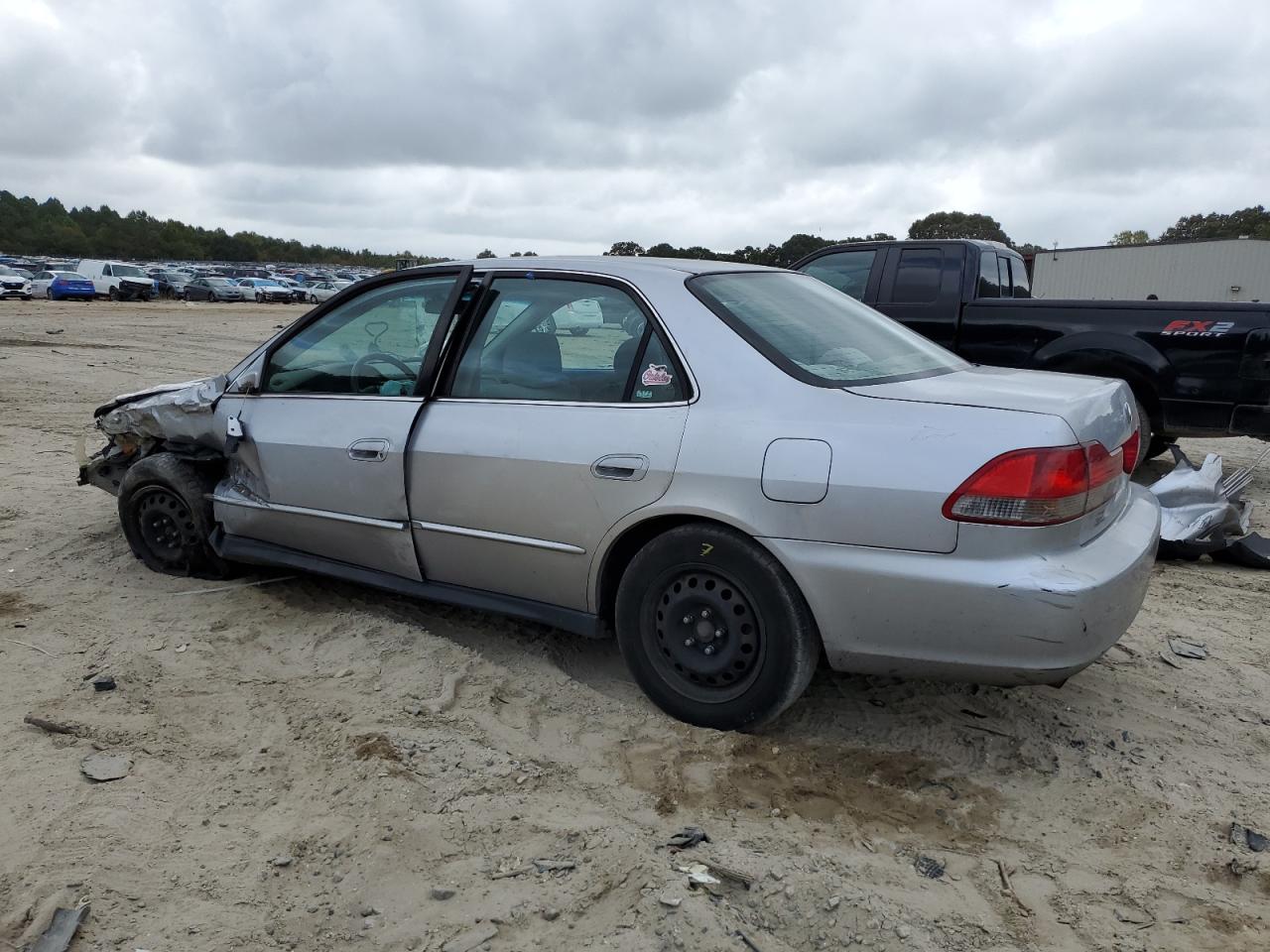 2001 Honda Accord - Image 2