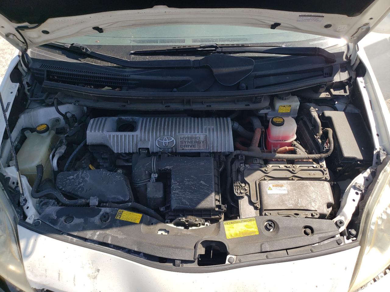 2010 Toyota Prius - Image 13
