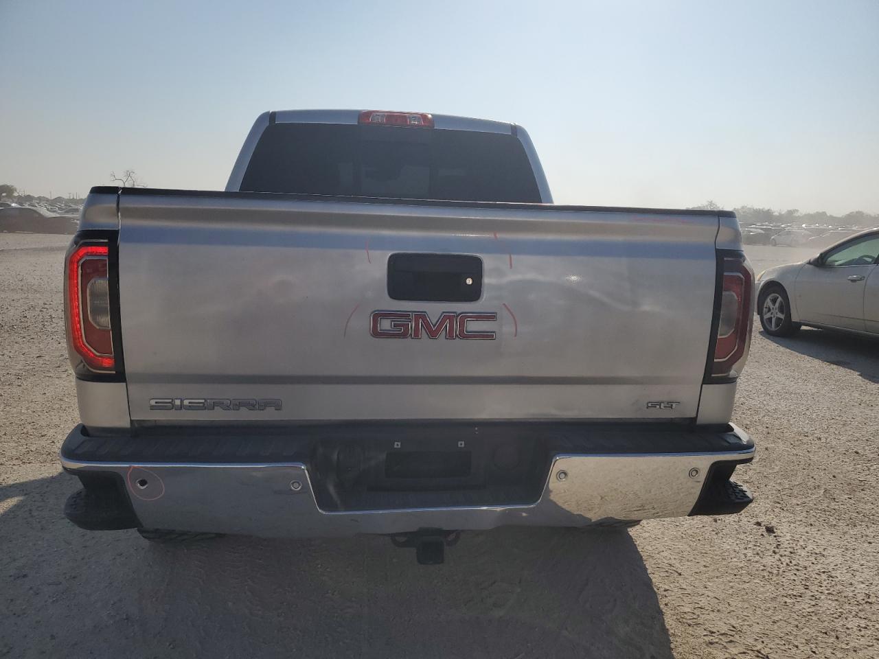 3GTP1NEC8JG595883 2018 GMC Sierra C1500 Slt