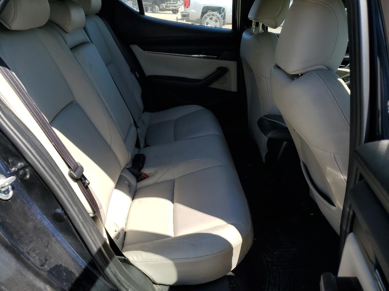 2019 Mazda 3 Preferred VIN: JM1BPAMM9K1134106 Lot: 71805114