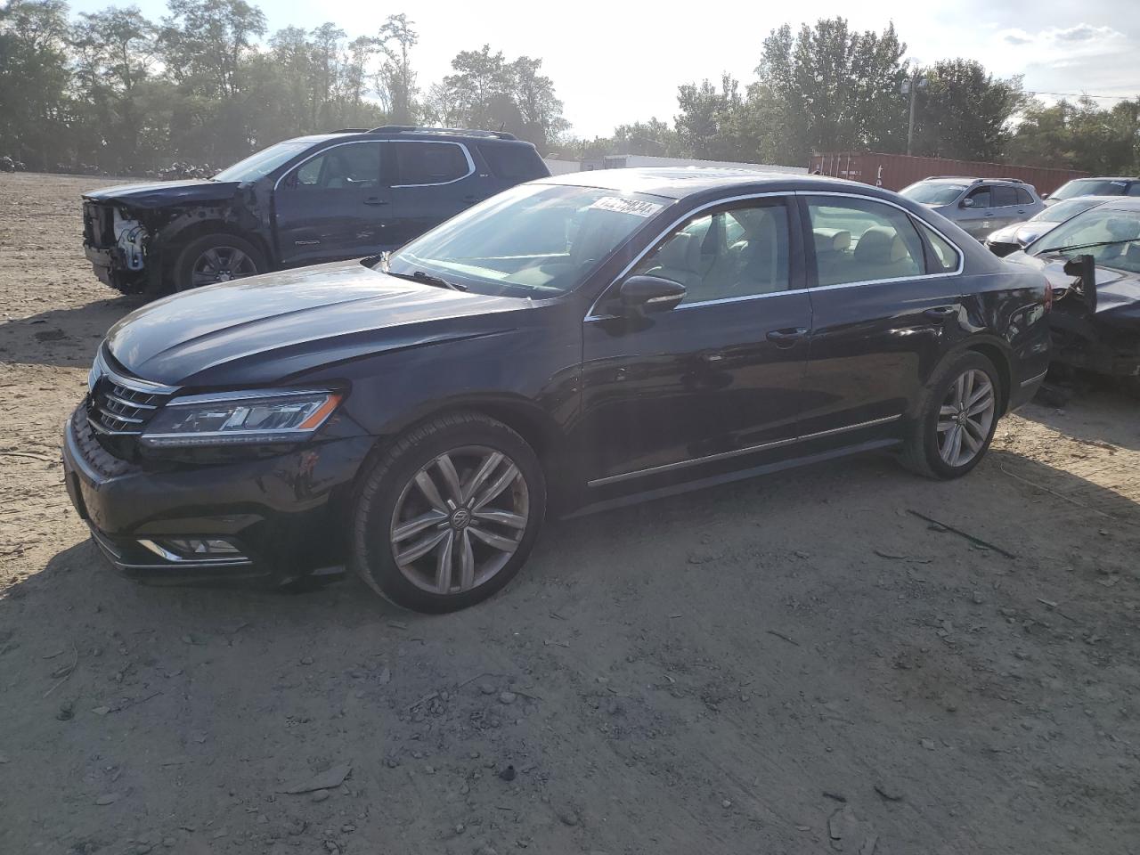 1VWGT7A30HC057636 2017 VOLKSWAGEN PASSAT - Image 1