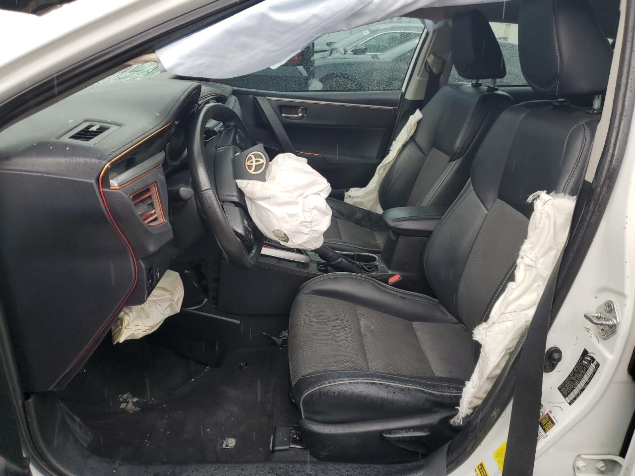 2015 Toyota Corolla L VIN: 5YFBURHE6FP271967 Lot: 71168584