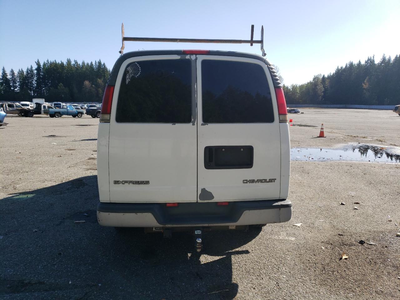 2000 Chevrolet Express G2500 VIN: 1GCGG25R0Y1204817 Lot: 73644604