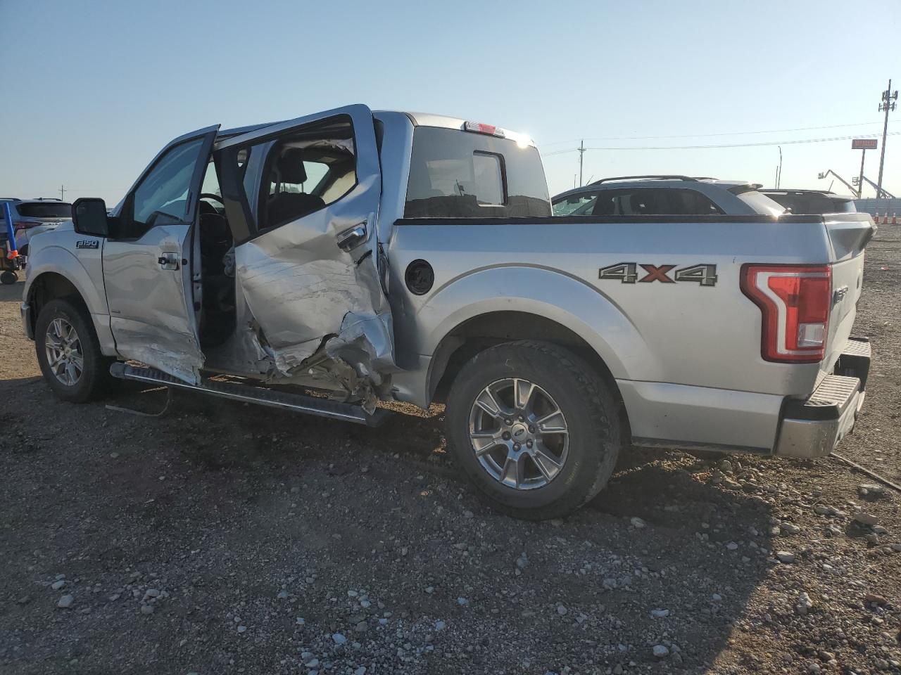 1FTEW1EP5GKE82821 2016 FORD F-150 - Image 2