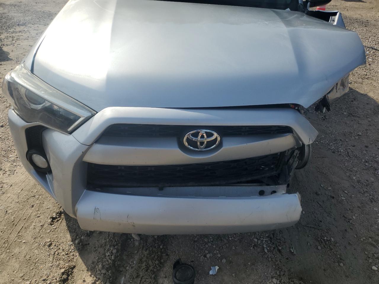 JTEZU5JR4G5127218 2016 Toyota 4Runner Sr5