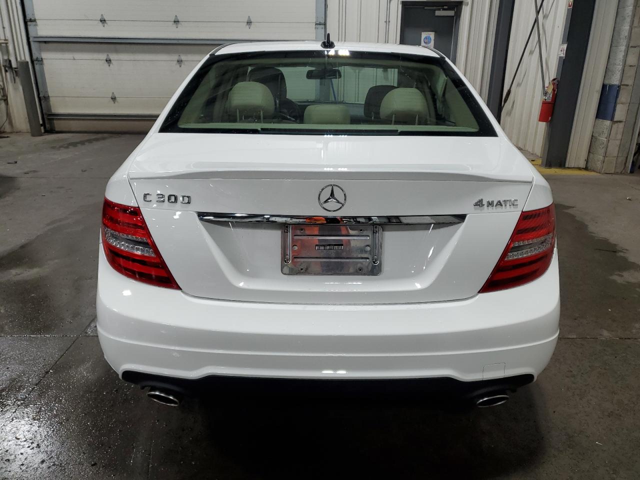 2014 Mercedes-Benz C 300 4Matic VIN: WDDGF8AB6ER313025 Lot: 71478274