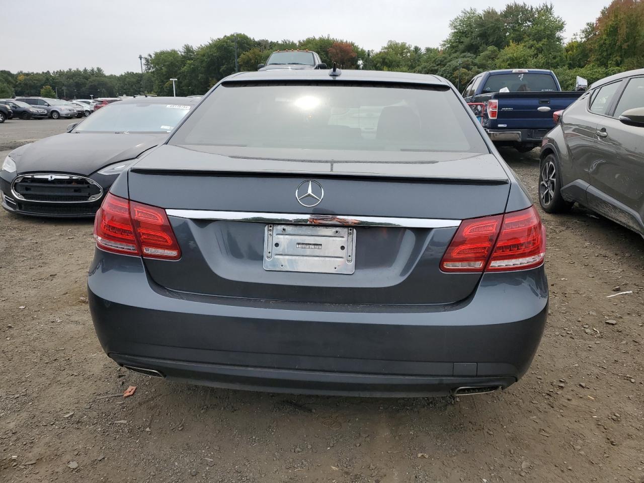 WDDHF8HB9AA101092 2010 Mercedes-Benz E 350 4Matic