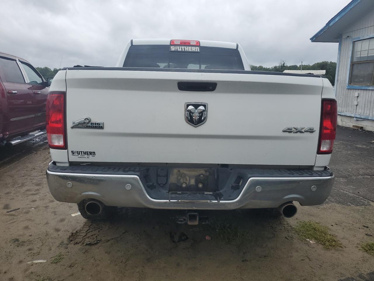 3C6RR7LT4HG633224 2017 Ram 1500 Slt