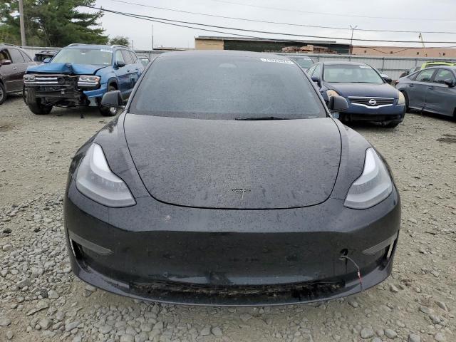  TESLA MODEL 3 2022 Чорний