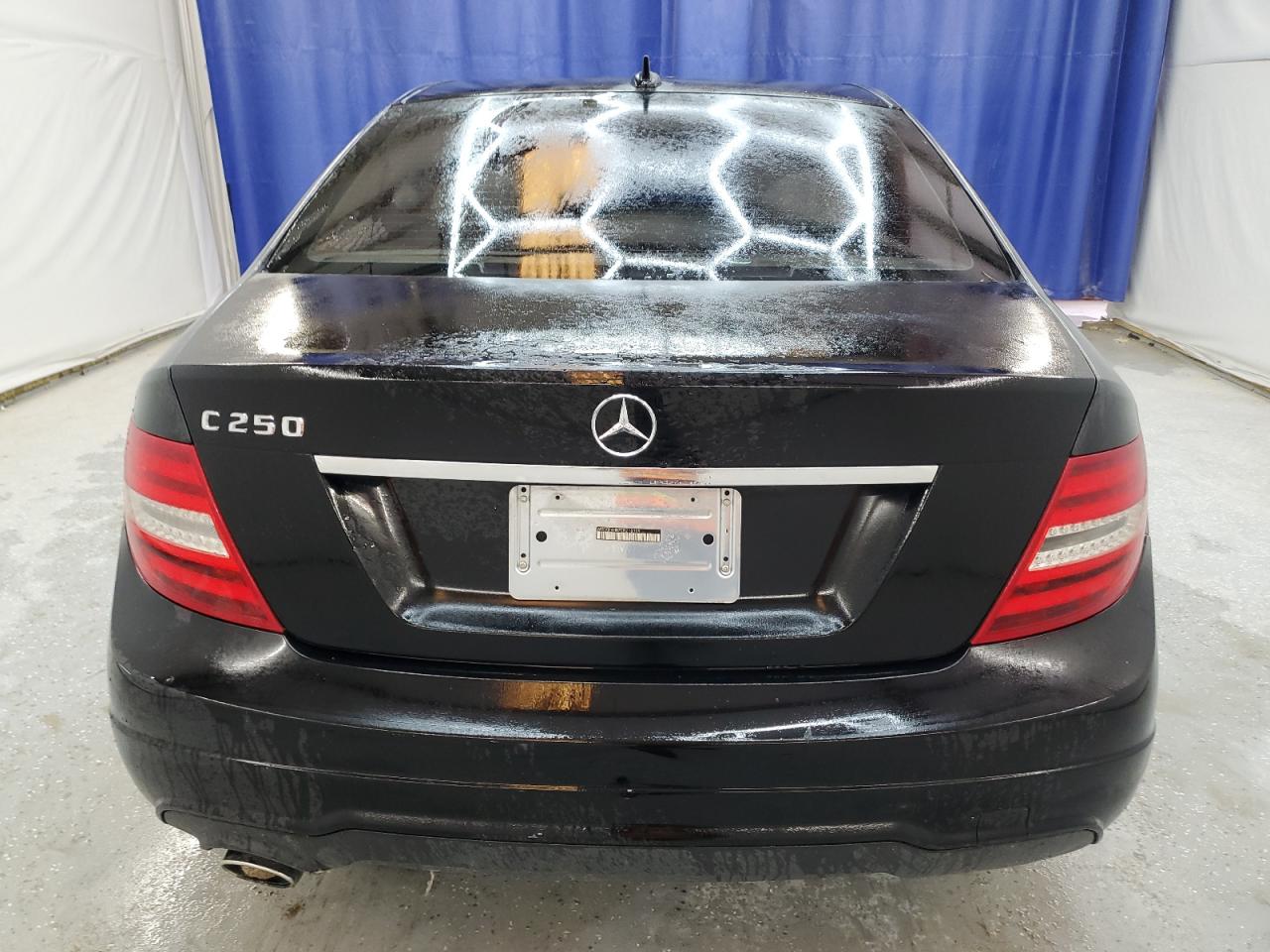 2012 Mercedes-Benz C 250 VIN: WDDGF4HB7CR218159 Lot: 71054534