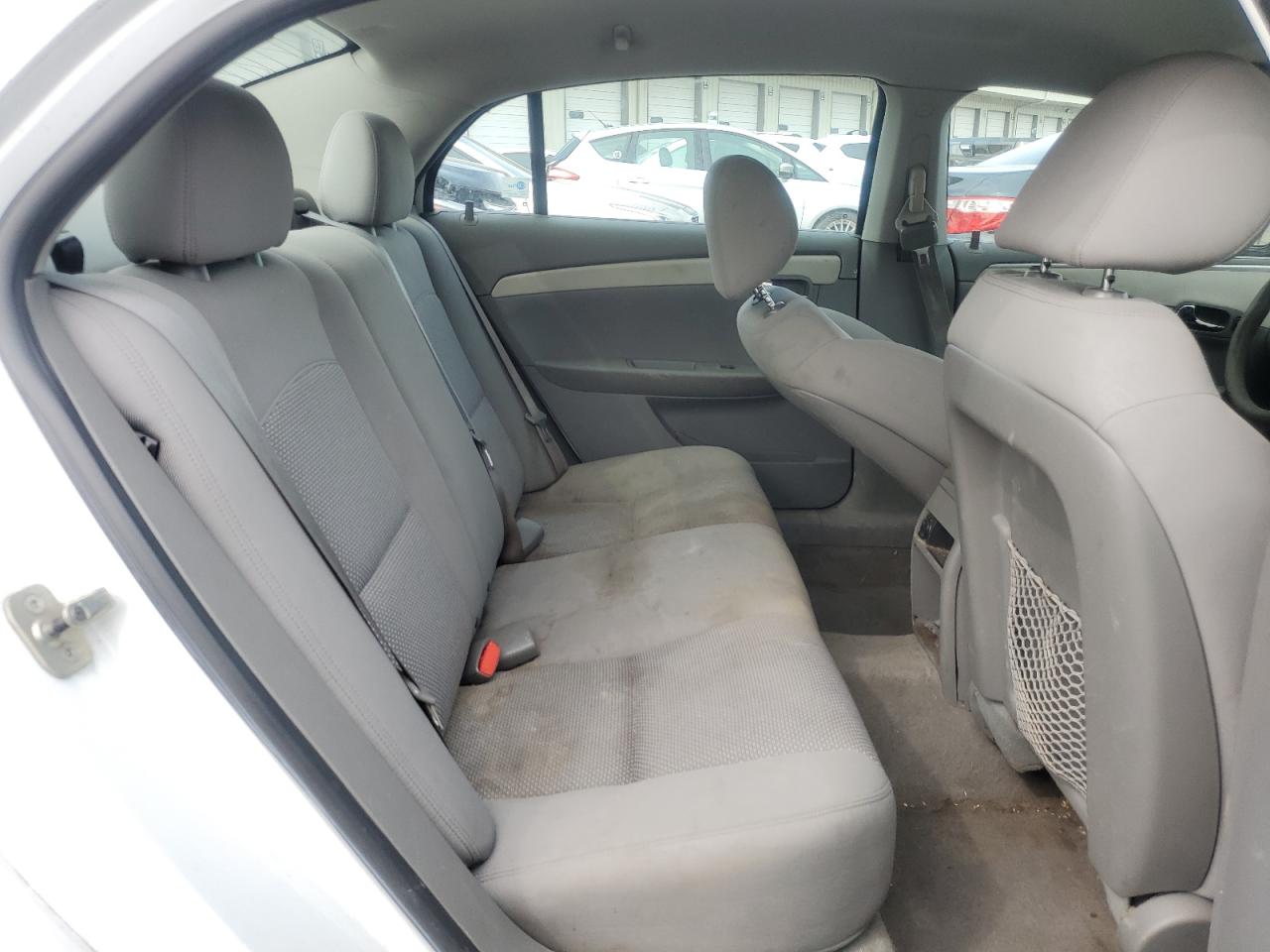 2011 Chevrolet Malibu - Image 10