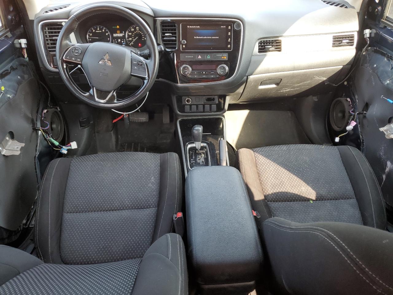 JA4AD3A33JZ000441 2018 Mitsubishi Outlander Se