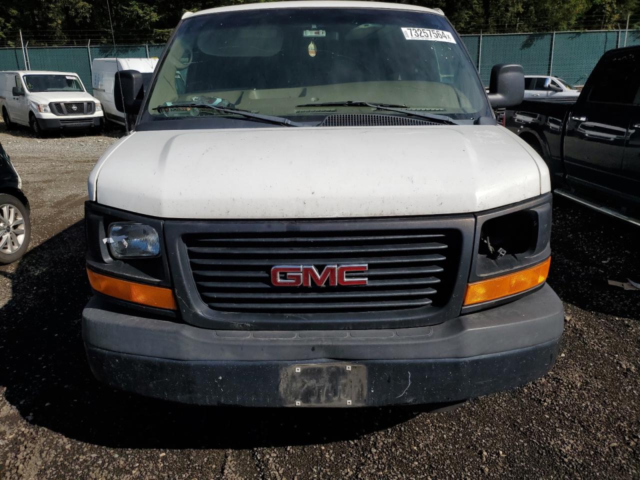 2014 GMC Savana - Image 5