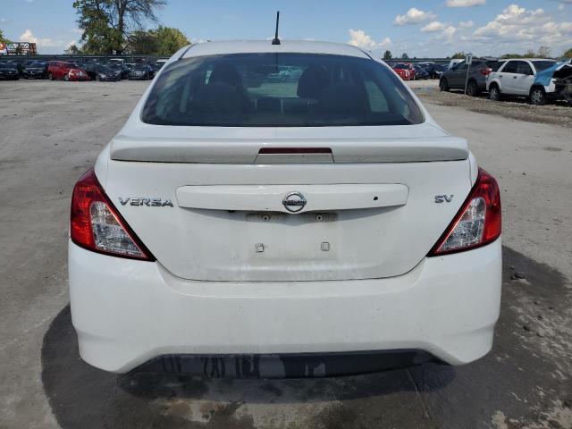  NISSAN VERSA 2019 Белый