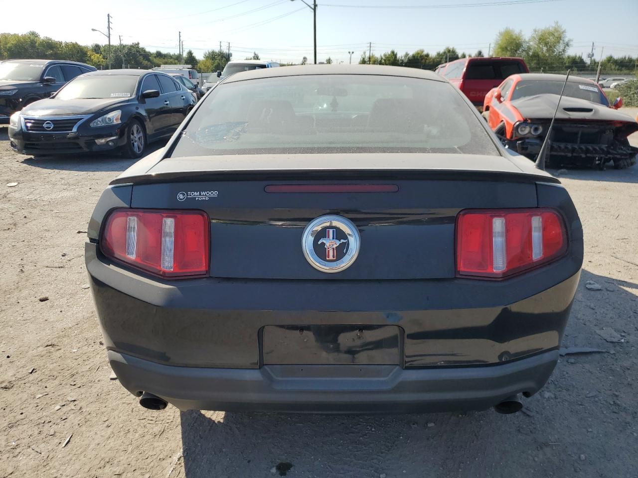 1ZVBP8AM8B5141373 2011 Ford Mustang