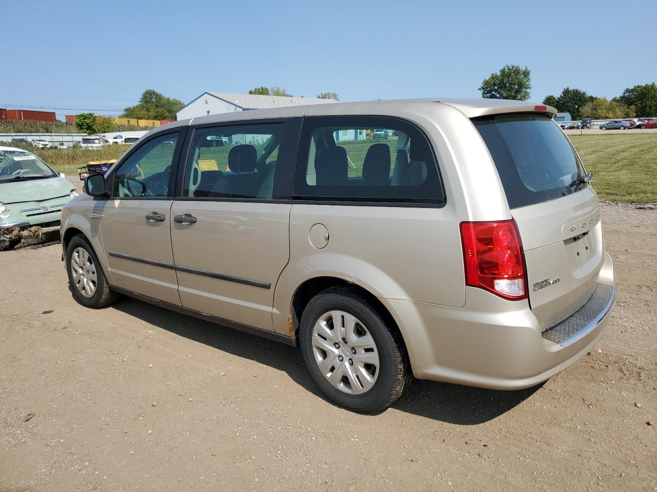 2C4RDGBG2ER268561 2014 Dodge Grand Caravan Se