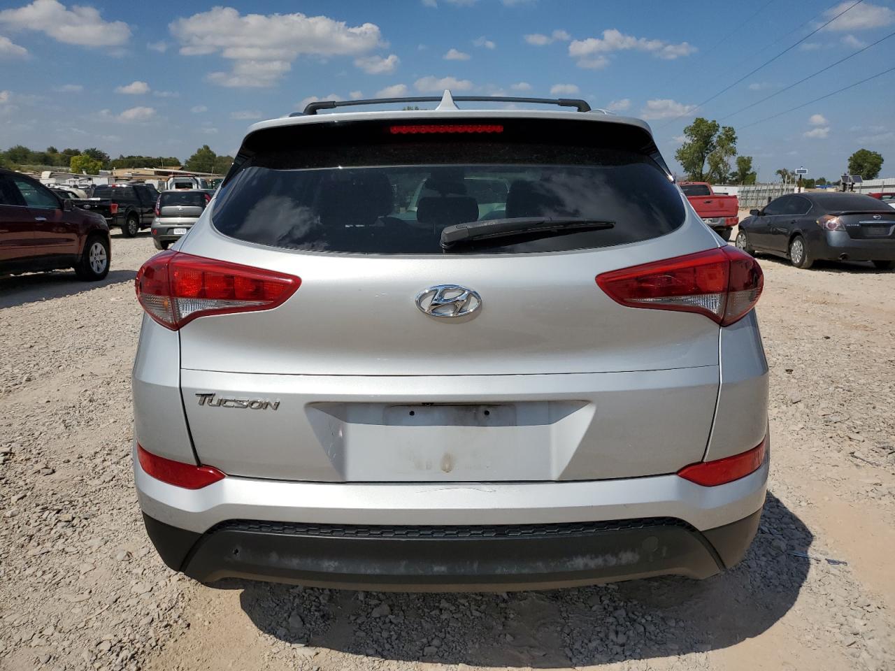 VIN KM8J33A47HU420580 2017 HYUNDAI TUCSON no.6