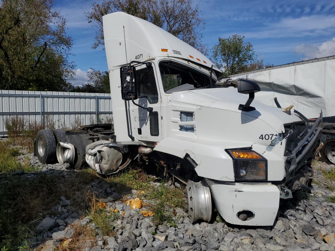 2019 Mack Anthem  for Sale in Albany, NY - All Over