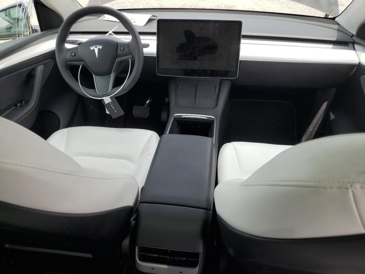 7SAYGDEE1PF796606 2023 Tesla Model Y