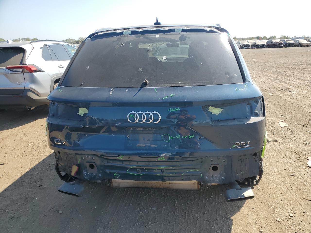 WA1LAAF79JD025326 2018 Audi Q7 Premium Plus