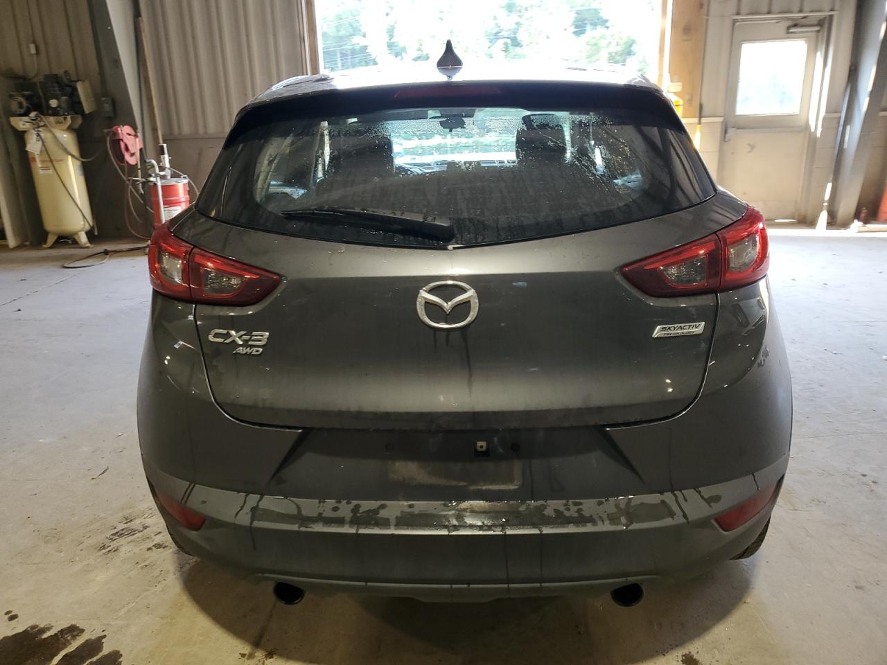 JM1DKFC71J1307857 2018 Mazda Cx-3 Touring