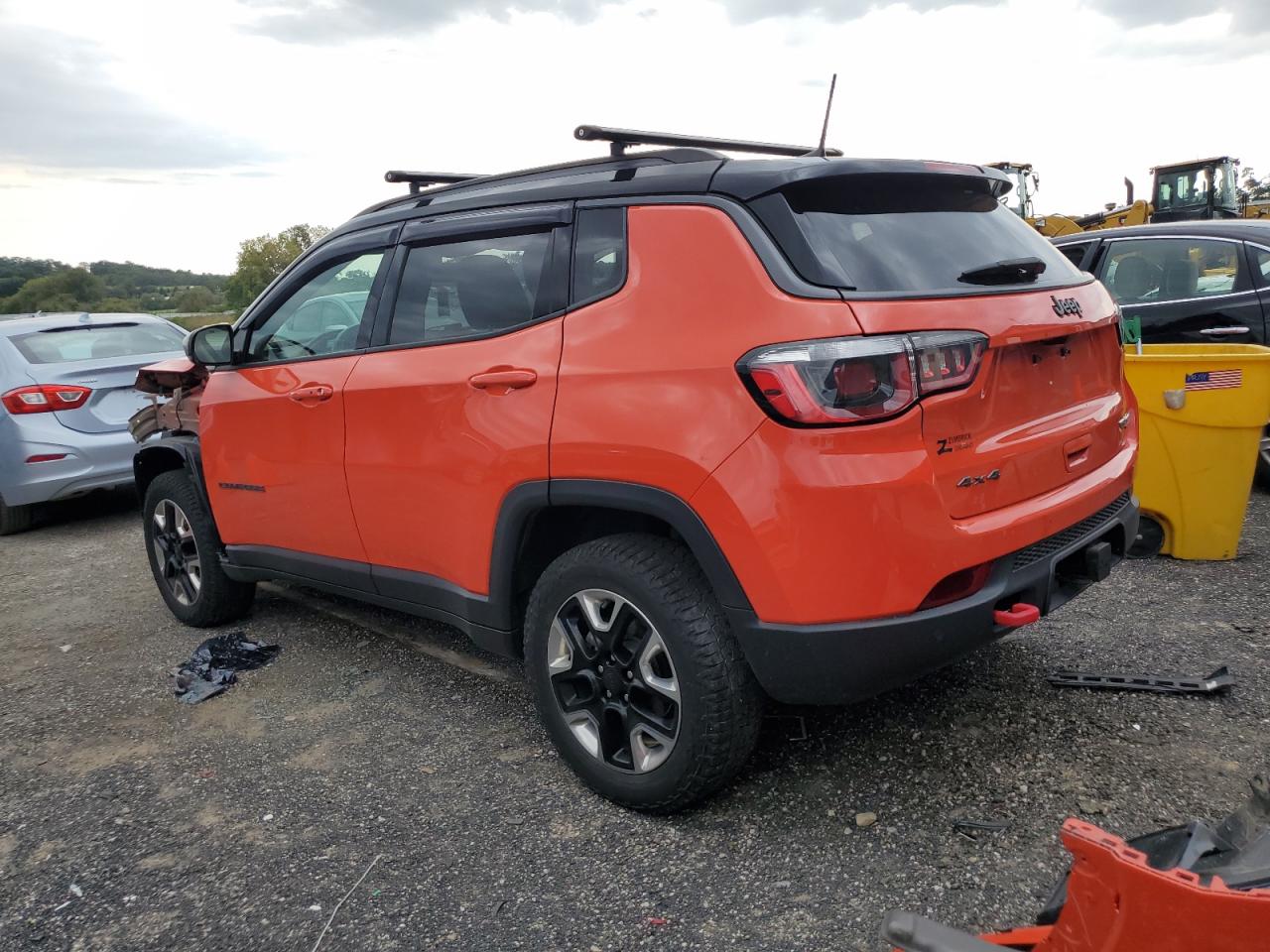 3C4NJDDB0JT280920 2018 JEEP COMPASS - Image 2